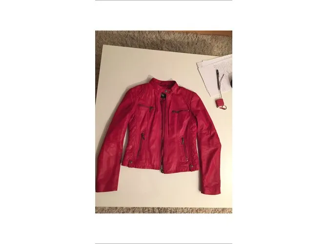 Autre Marque Chaquetas Roja 