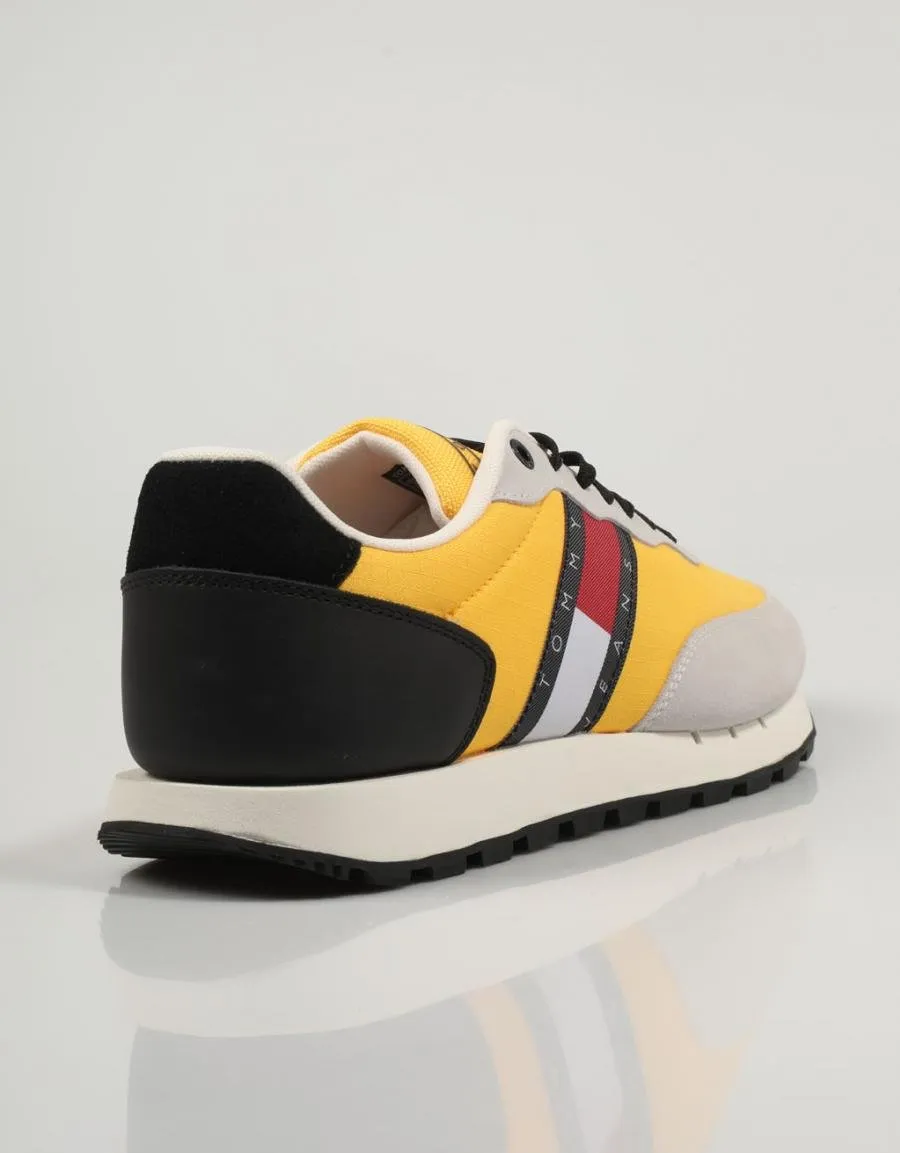  baskets TOMMY HILFIGER Tommy en Jaune 81408