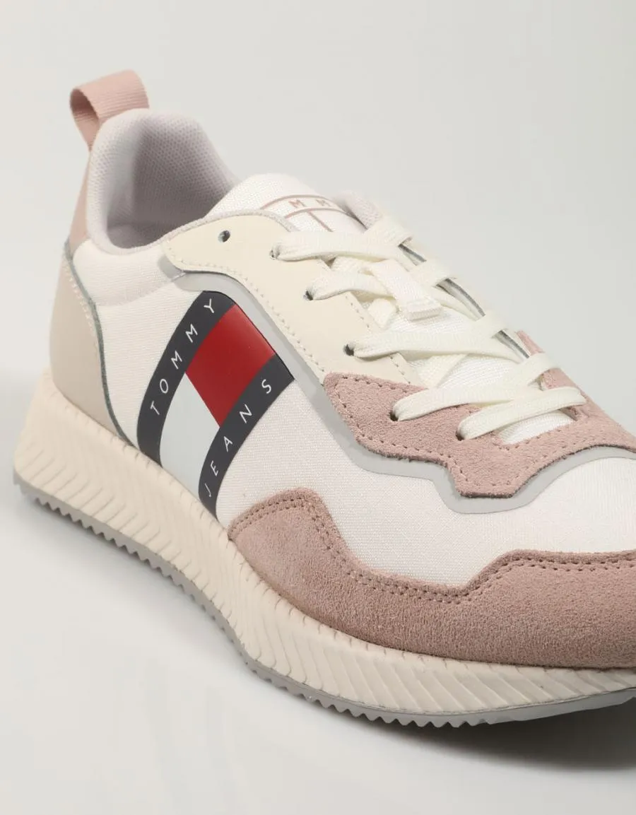  baskets TOMMY HILFIGER Tommy Jeans Track Cleat Wmn en Beige 79904