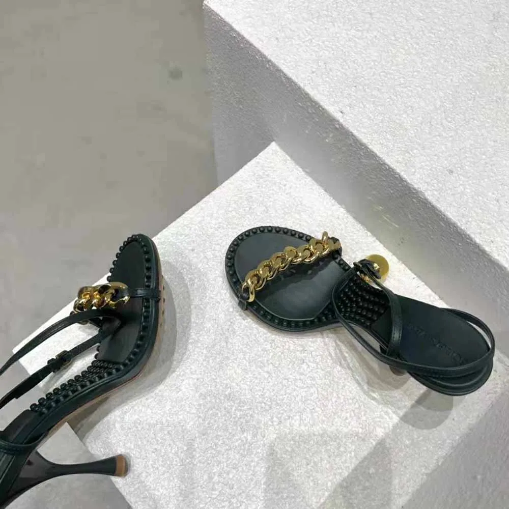 Bottega Veneta Sandalias de mujer de piel negra con lunares y tacón de 9 cm de altura