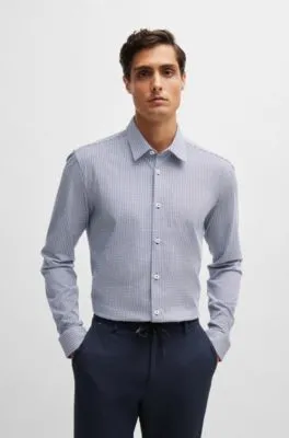 Camisa slim fit de algodón estampado con elástico técnico