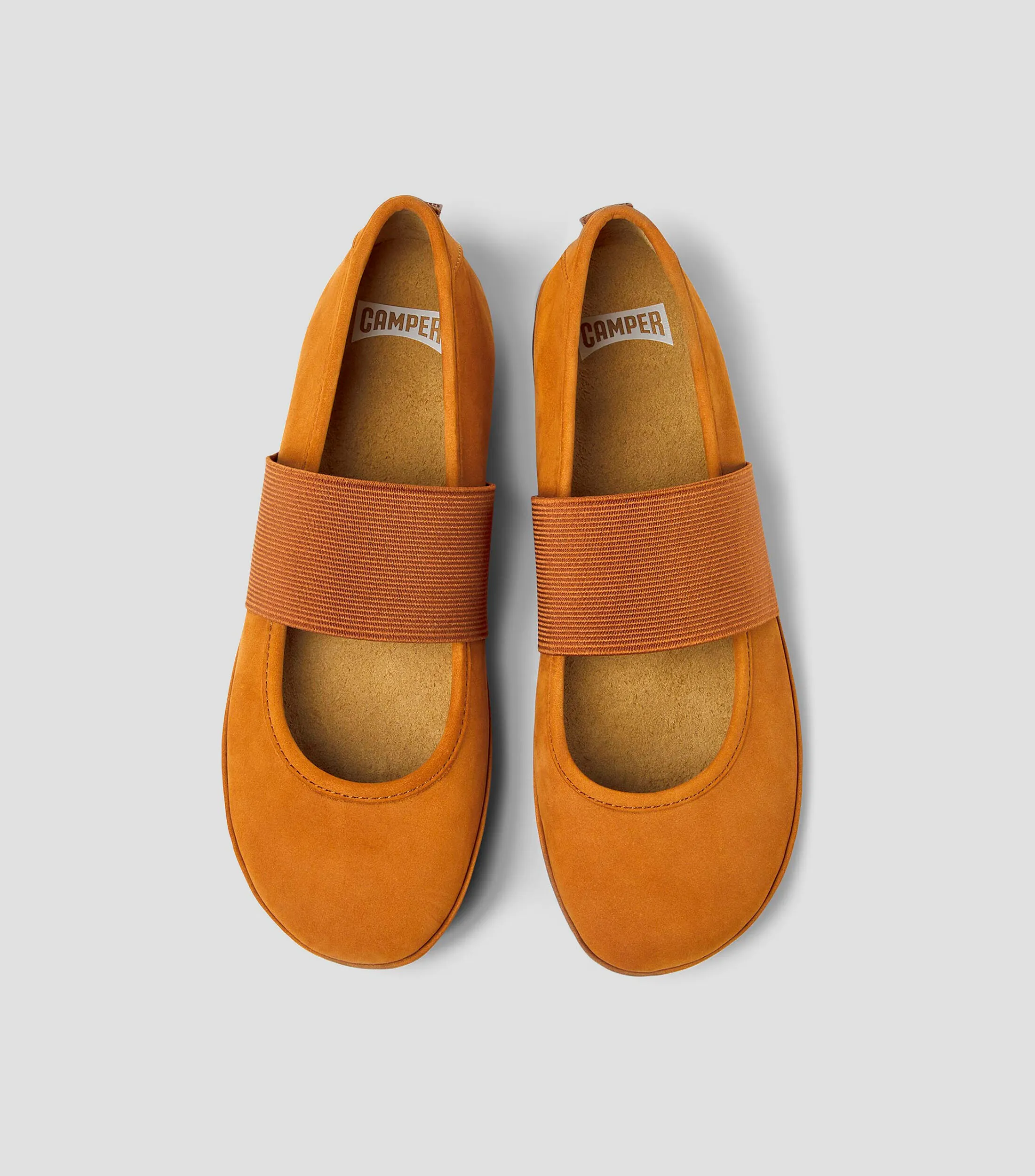 Camper Flats con elástico en piel Mujer