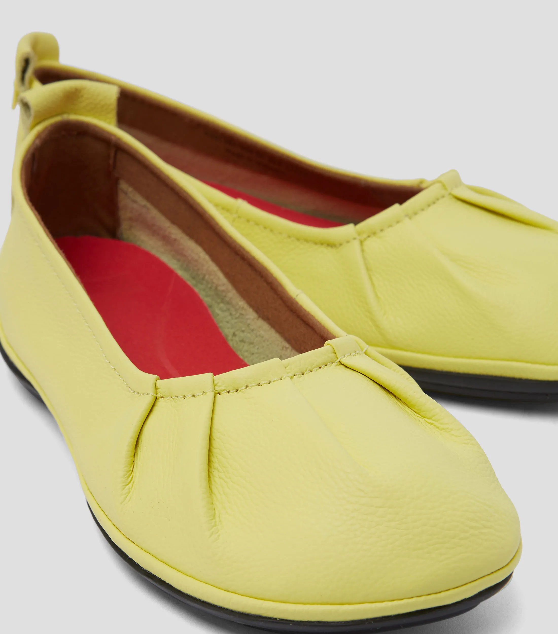 Camper Flats en Piel Mujer