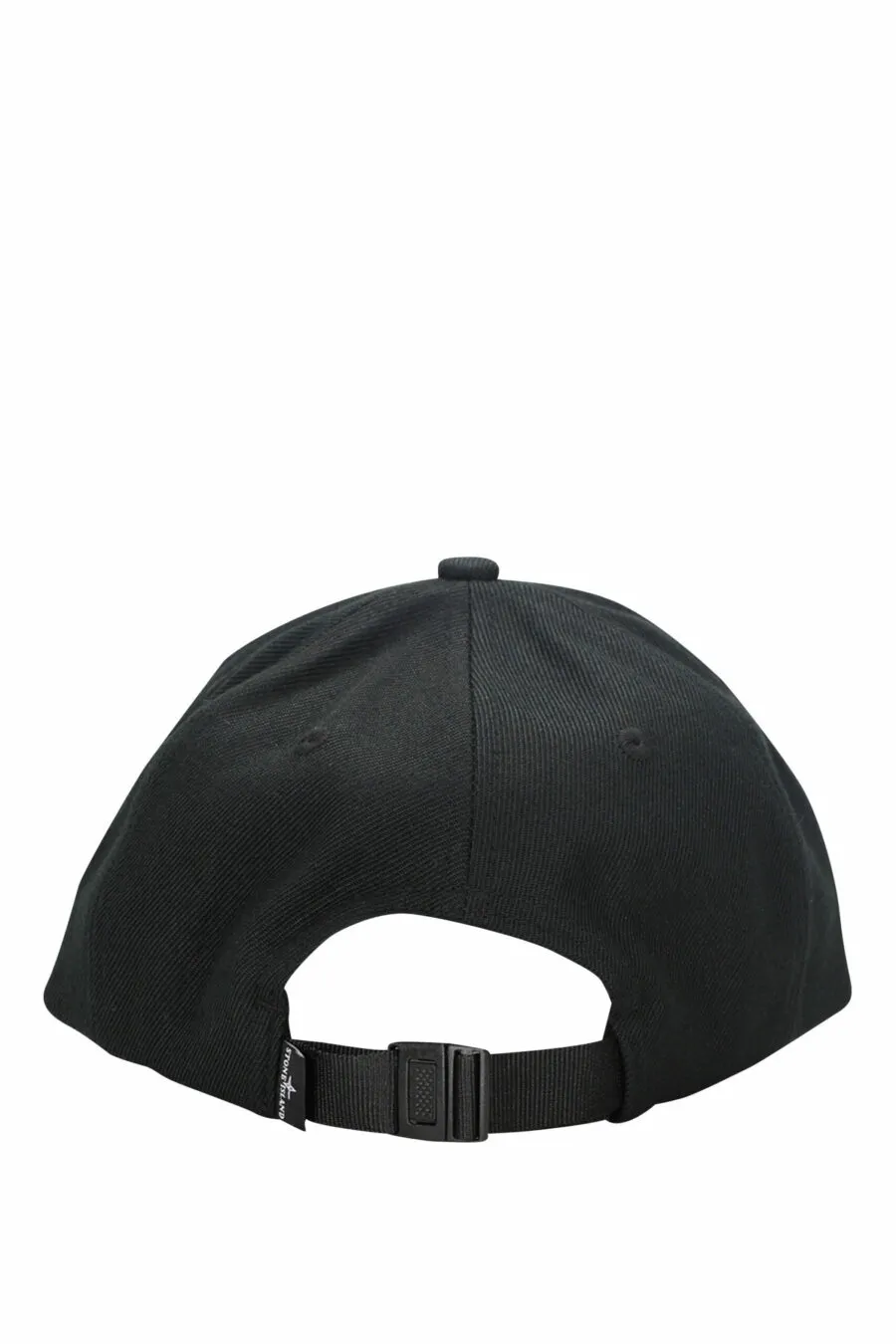 Gorra negra con logo bordado en relieve