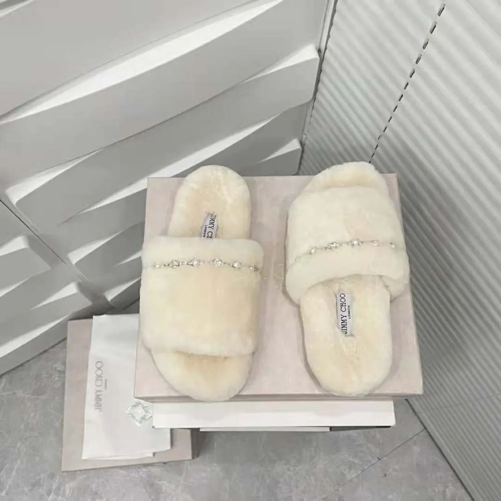 Jimmy Choo Mujer Acinda Slipper Pantuflas de piel de oveja natural con detalles de cristales y perlas