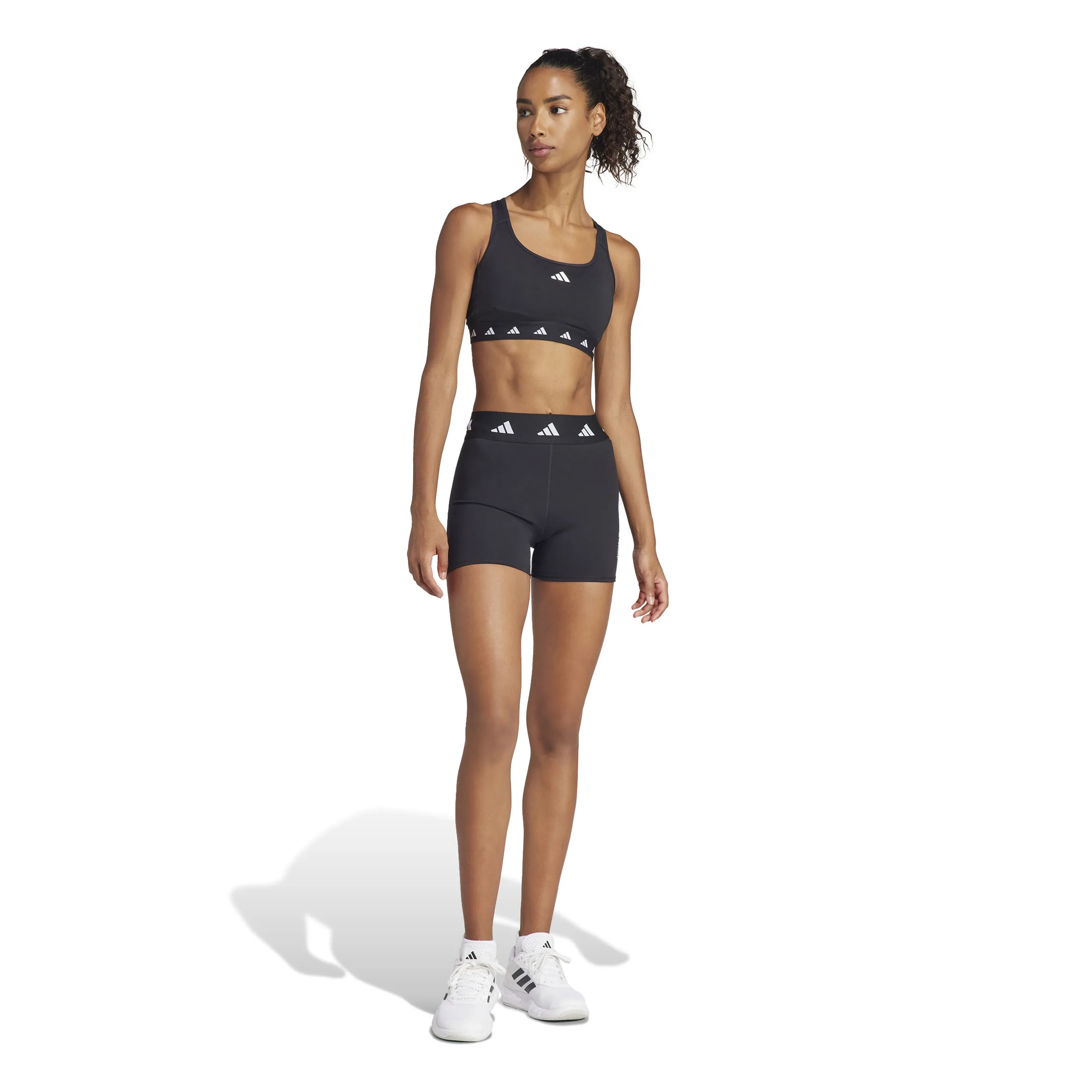 Tech-Fit Short Malla Mujeres