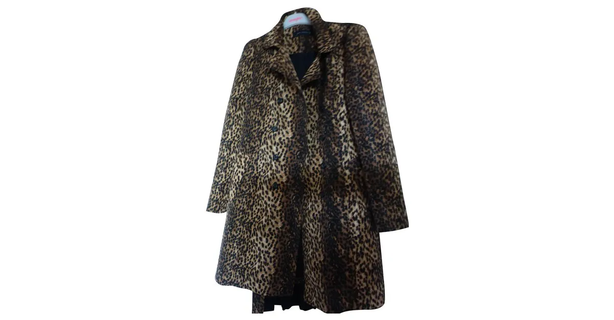 Zara Chaquetas Estampado de leopardo 