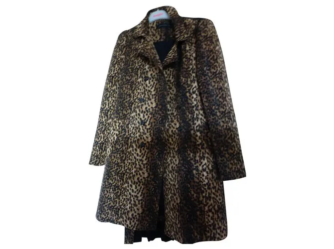 Zara Chaquetas Estampado de leopardo 